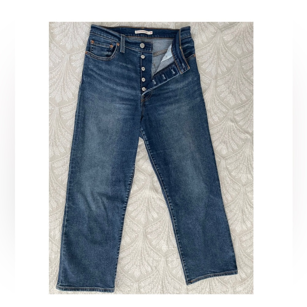 Levi’s Ribcage Ankle Straight Jeans